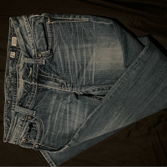 Missing button - Picture 3 of 3